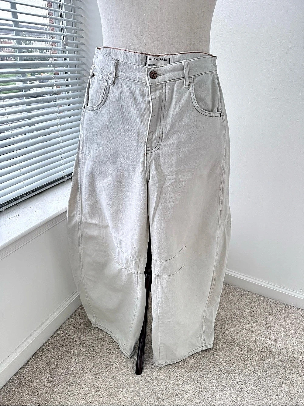 Free People Good Luck Barrel Jeans in Milk, Size 29